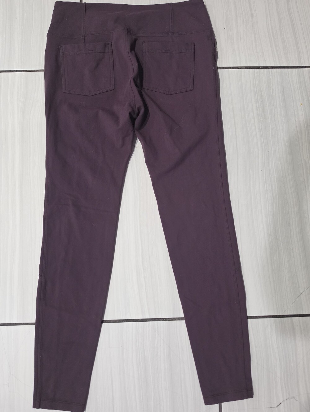 Athleta Metro High Rise Leggings Deep Plum Back Pocket Athletic Nwot Size L - Picture 5 of 6